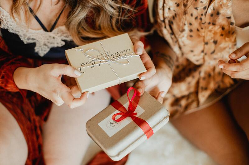 5 Reasons Why People Love Personalized Gifts
